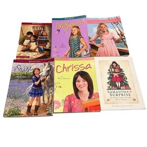 American Girl Doll set of 6 Books‎ on Various girls. Good Preowned condition